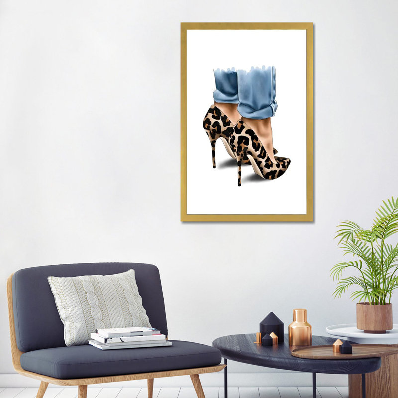 Impression d’art graphique, "léopard spot Heels" par Elza Fouche, Papier encadré doré, Blanc, H 32 po x l 24 po x P 1 po