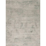 Amour Handmade Silk and Wool Floral and Oriental Area Rug