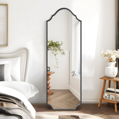 Miroir incliné en métal Lilith