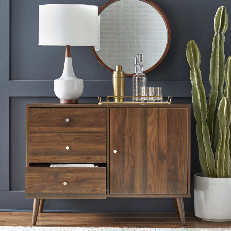 Haya 40.1'' Sideboard, Walnut