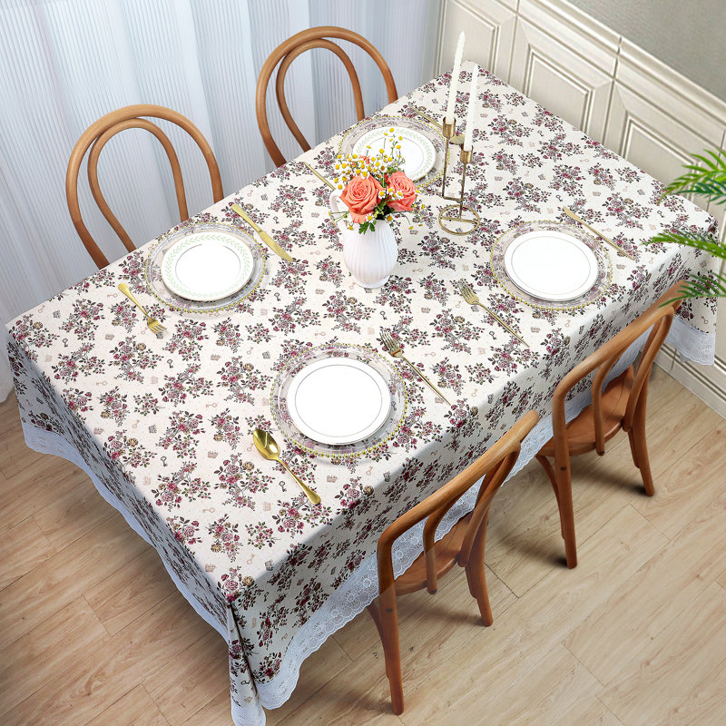 Nappe Katica, L 78 po x l 55 po