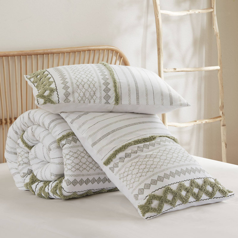 3 Piece Cotton Comforter Set with Chenille Tufting and Printed Design