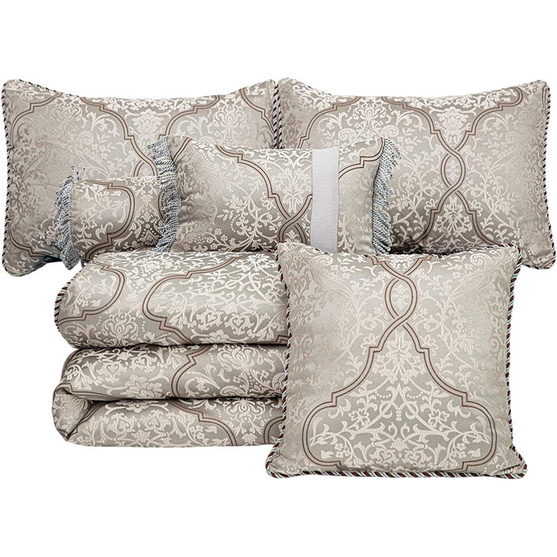 Noelle 7-Piece Floral Medallion Jacquard Comforter Set, King Comforter + 3 Throw Pillows