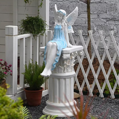 Figurines et sculptures modernes en bois manufacturé