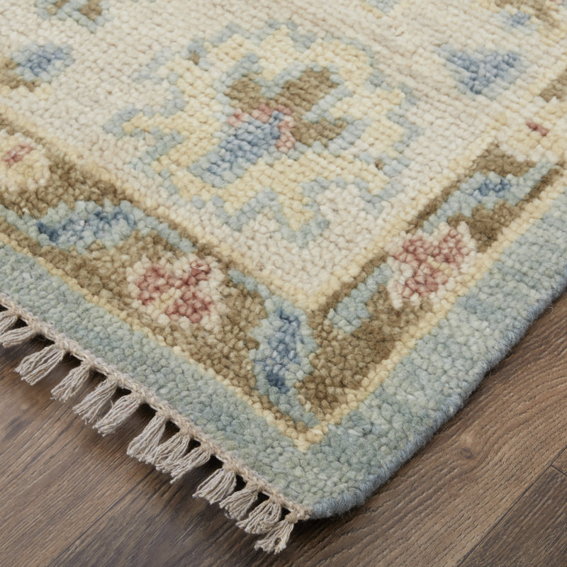 Abinesh Wool Floral Area Rug, Round 8', Blue/Ivory