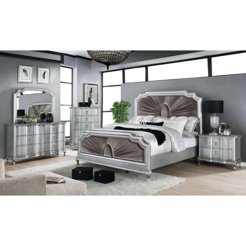 Daphne 38.5'' W 5 - Drawer Dresser