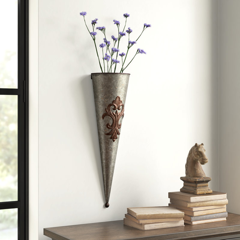 Maliana Handmade Metal Wall Vase