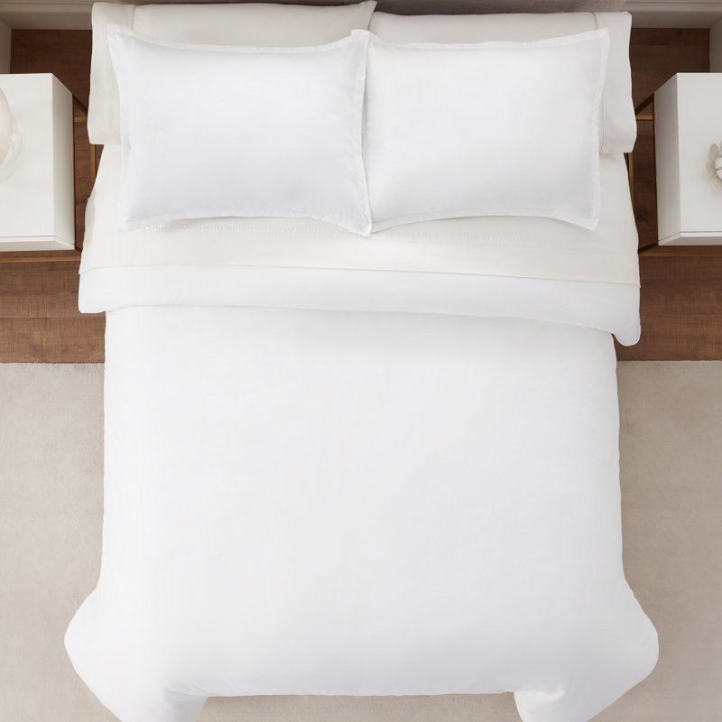 White Twin XL Fast Drying Polyester Bedspread Cover Set