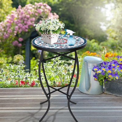 Table d'extérieur Wynonna 14 L x 14 W