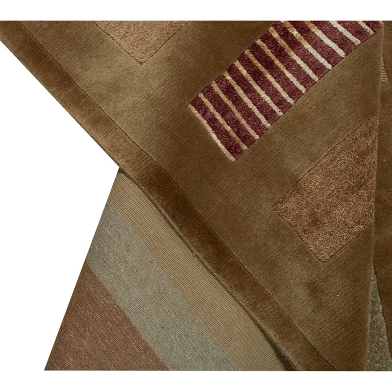 Hand Knotted Area Rug in Brown