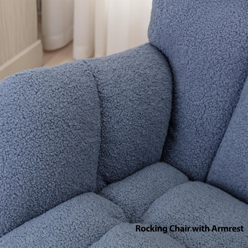 Chaise berçante capitonnée Kenlie, Teddy bleu clair