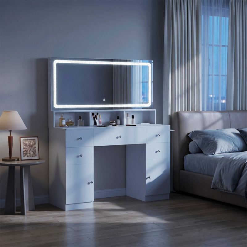 Modern Elegant Vanity Table With Adjustable Lighting