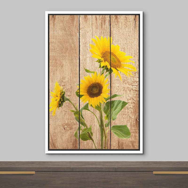 Hautes tournesols sur fond effet bois - impression sur toile tendue, H 24 po x l 16 po x P 1,5 po, Cadre blanc