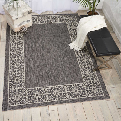 Tapis noir Minta