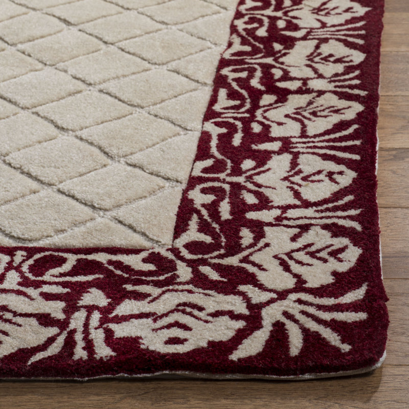 Harrison Bordered Handmade Looped/Hooked Area Rug in Red, Rectangle 6' x 9'