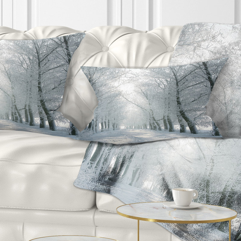 Coussin lombaire pour ma matinée « forest winter road rétro »