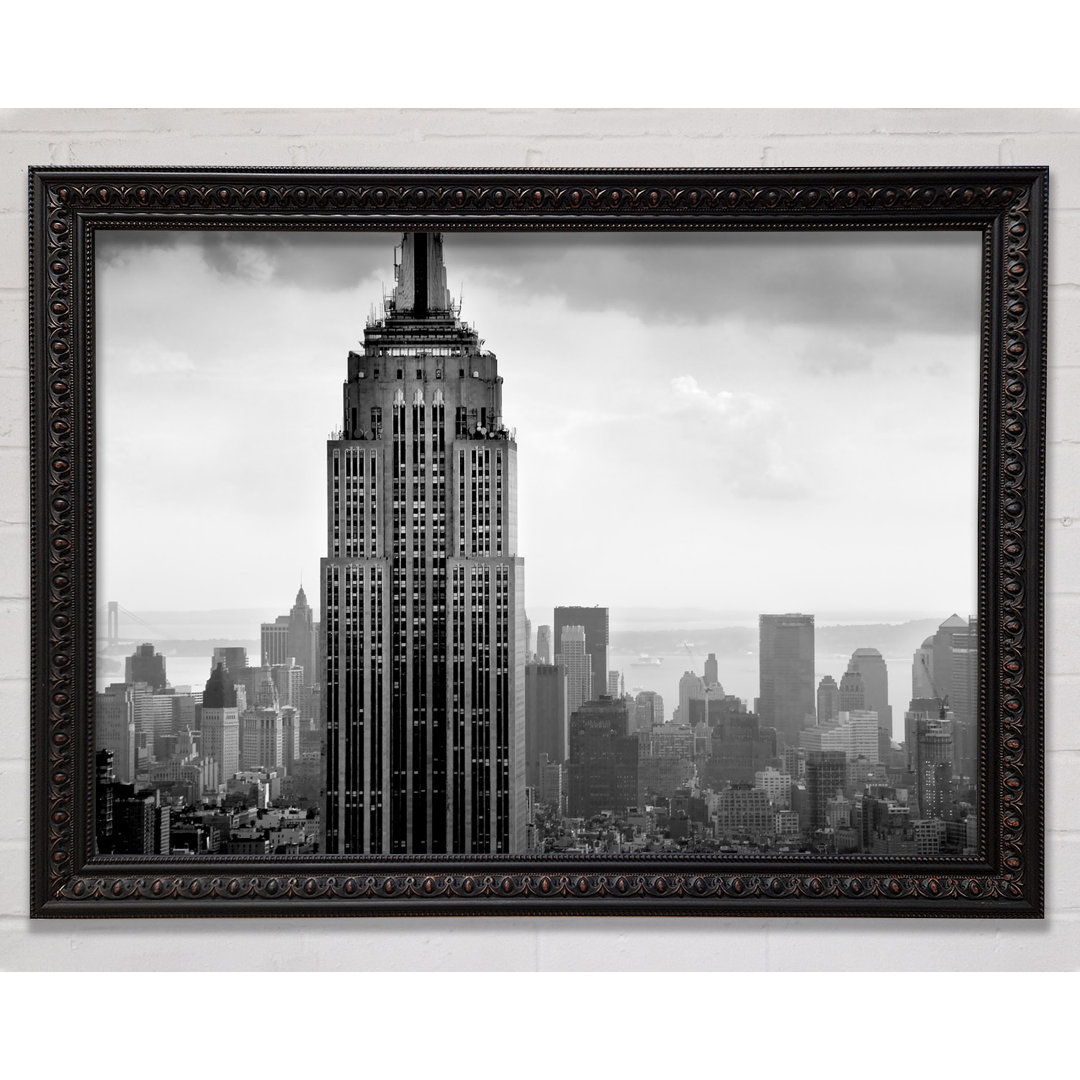 New York City Empire State B N W Skies - Einzelner Bilderrahmen Kunstdrucke