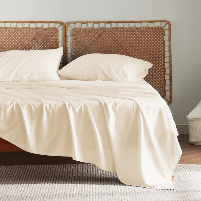 200 Thread Count Egyptian-Like Cotton Flat Sheet – Breathable, Soft and Wrinkle-Free, Cream, Double (4'6)