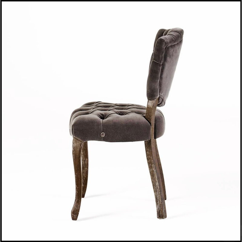 Ensemble de chaises de salle à manger luxueuses capitonnées pour des intérieurs élégants, améliorant le confort et la grâce