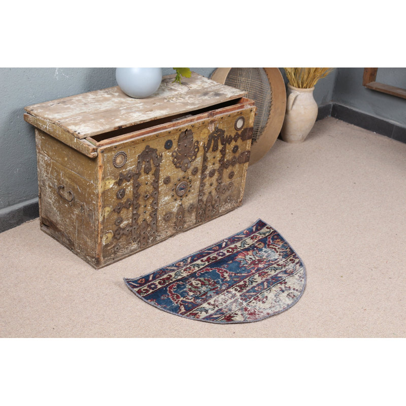 Handcrafted Turkish Oushak Round Rug in Faded Blue Perfect for Home Decoration or Gift for Her