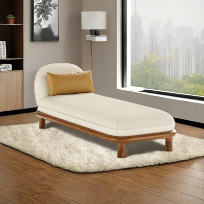 Chaise confortable en bois massif