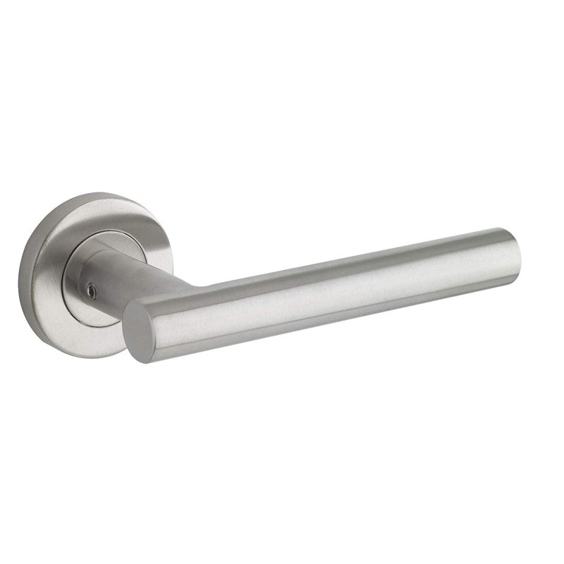 1 Pair Straight T-Bar Door Handles on Round Rose with Ball Bearing Hinges and 64mm Tubular Latch