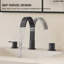 Robinet de salle de bain surdimensionné à 3 trous et 2 poignées avec drain-111856385