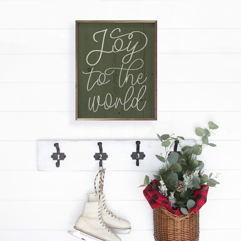 Joy To The World Green, 20" H x 16" W