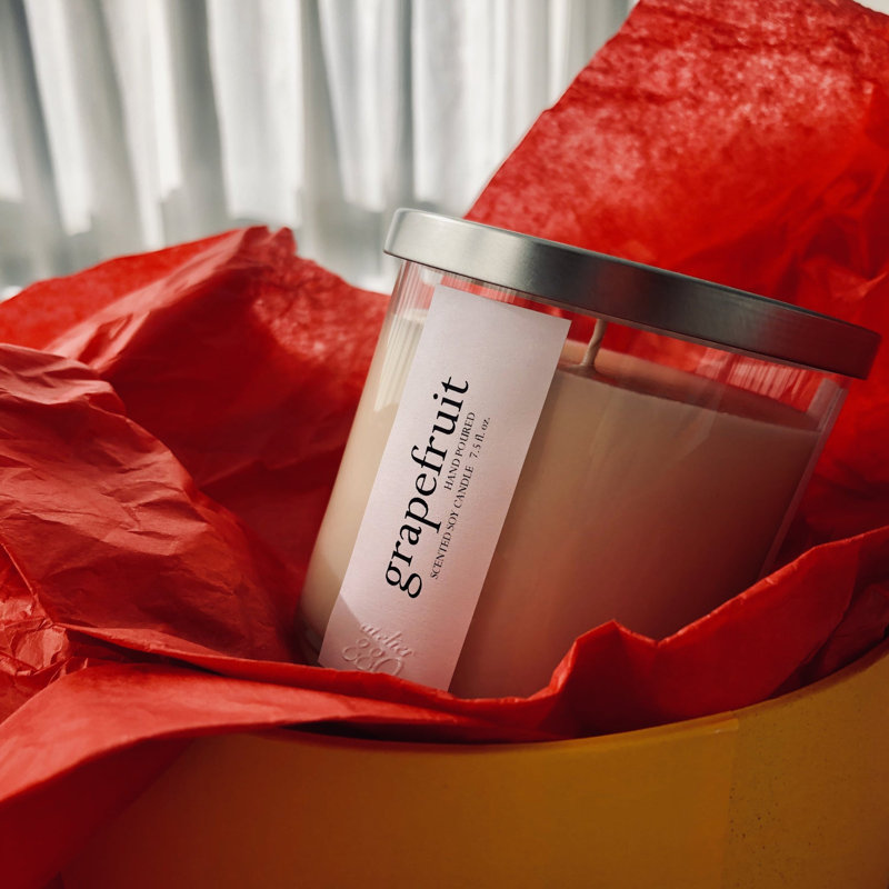 Light Collection Grapefruit Scented Jar Candle with Glass Holder