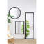 Le miroir mural de chambre à coucher en métal avec cadre perlé ajoute du style à la pièce 32 po