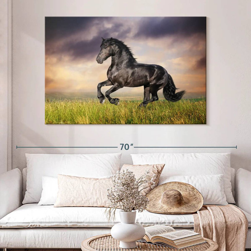 Cheval frison galopant Brampt, H 34 po x l 51 po