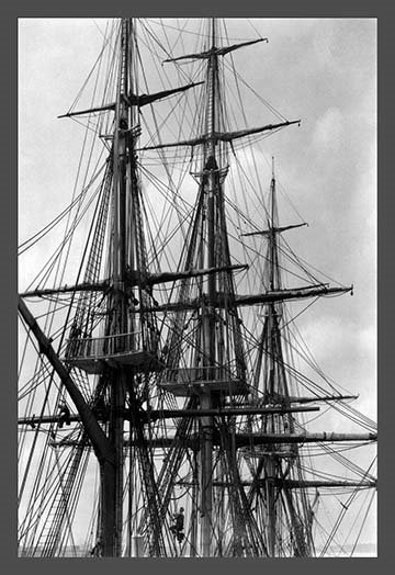 « uss constitution », reproduction de photo, H 66 po x l 44 po x P 1,5 po