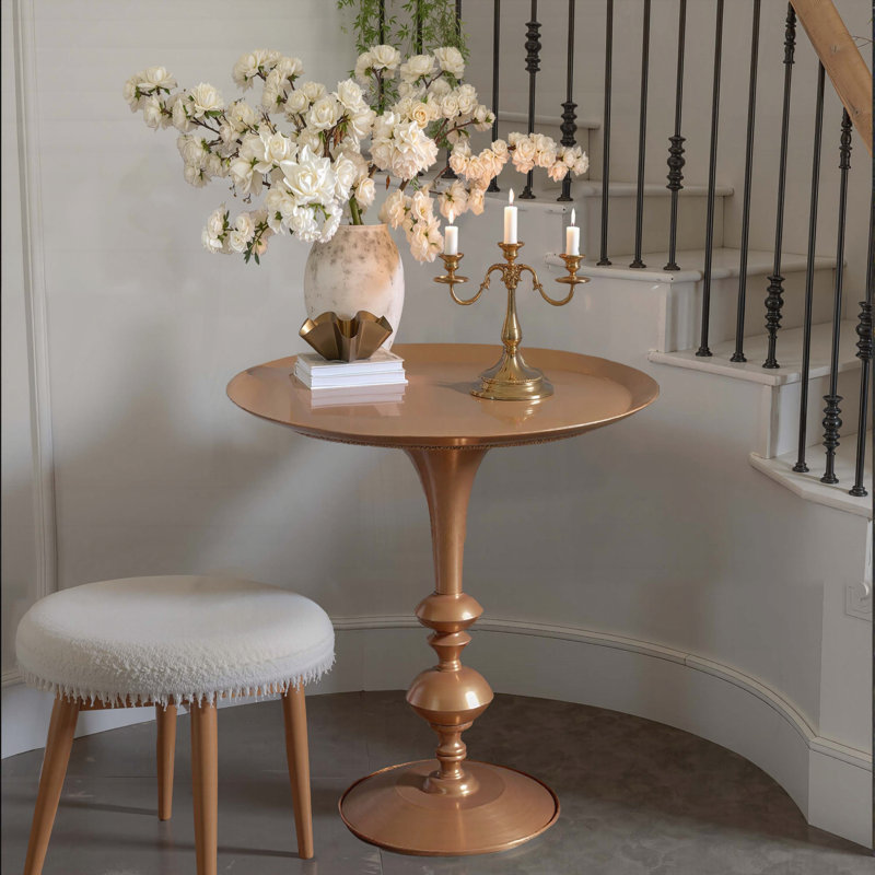Table de bout ronde dorée en métal rétro, fabriquée à la main, d'une hauteur de 29,3 po