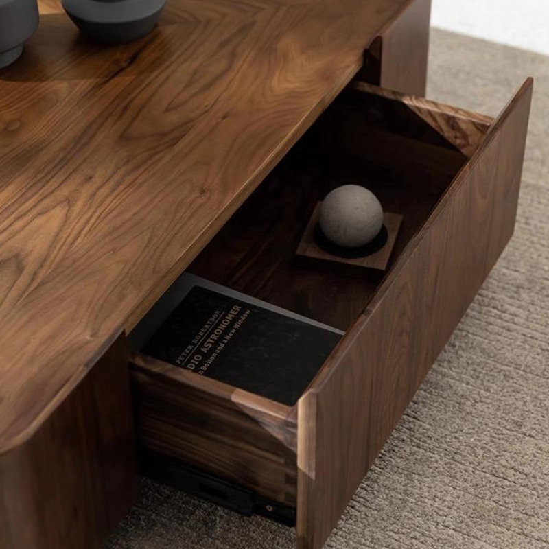 Table à thé en bois de style italien., H 12,6 po x L 31,5 po x l 31,5 po