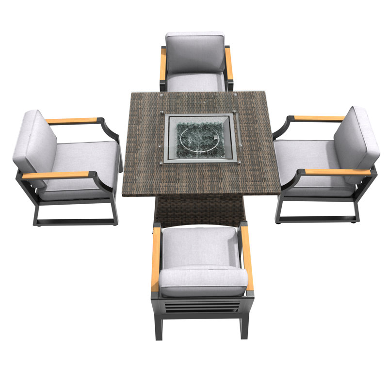 Evander Wicker 4 - Person Patio Conversation Set with Cushions