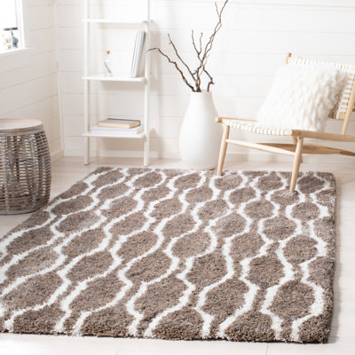 Barcelona Shag Geometric Handmade Tufted Silver/Ivory Area Rug