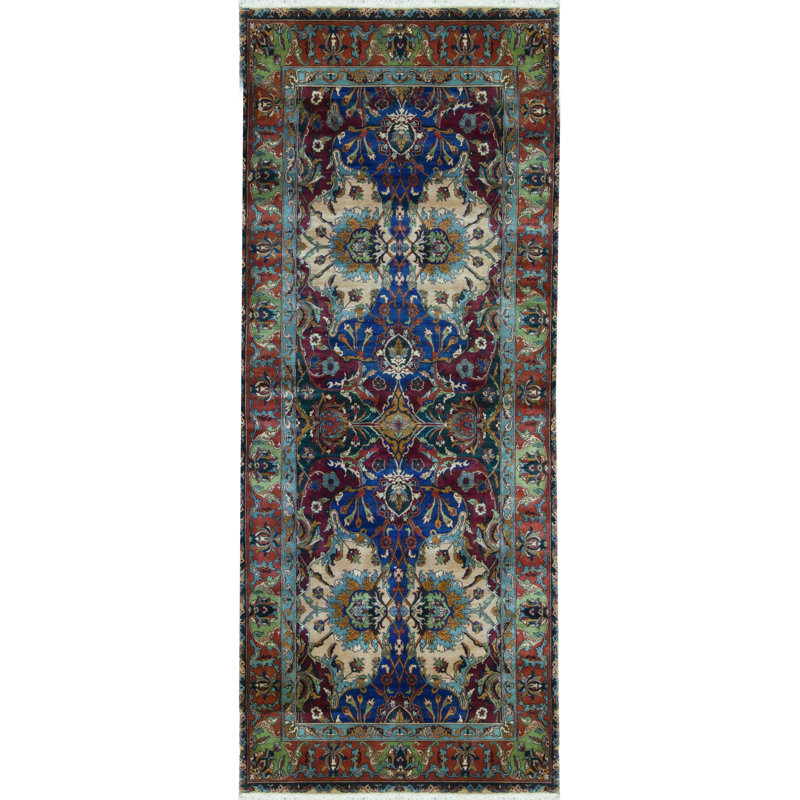 Wool Oriental Area Rug in Rust/Navy/Beige