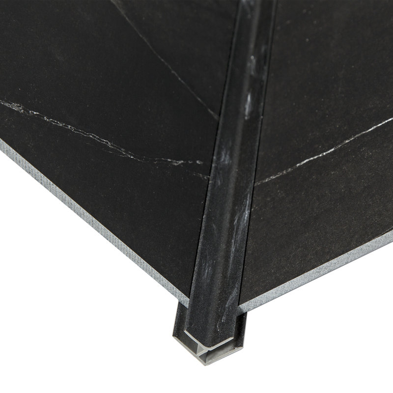 Garniture de coin intérieure Palisade, Glace noire