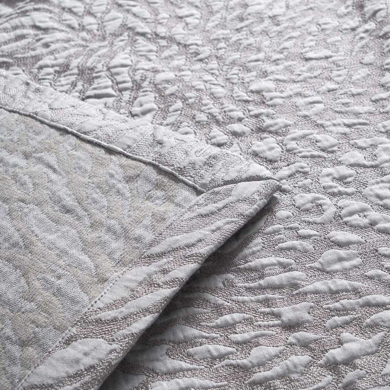 Souvenir Percale Coverlet, King Coverlet, White