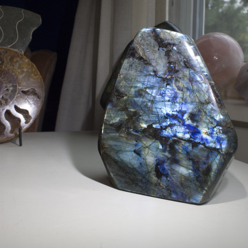 Asahn Figurines & Sculptures
