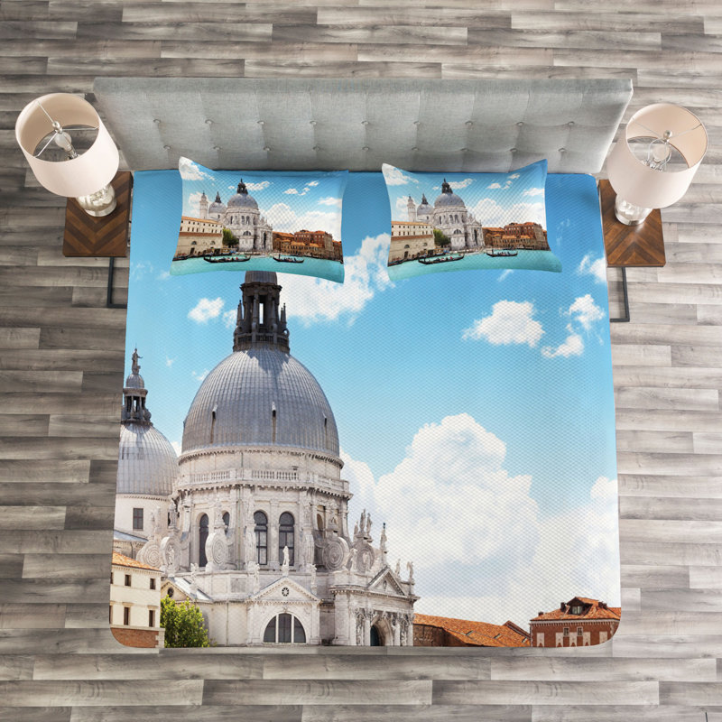 White/Blue/Grey 100% Microfibre Bedspread, 220 x 264 cm