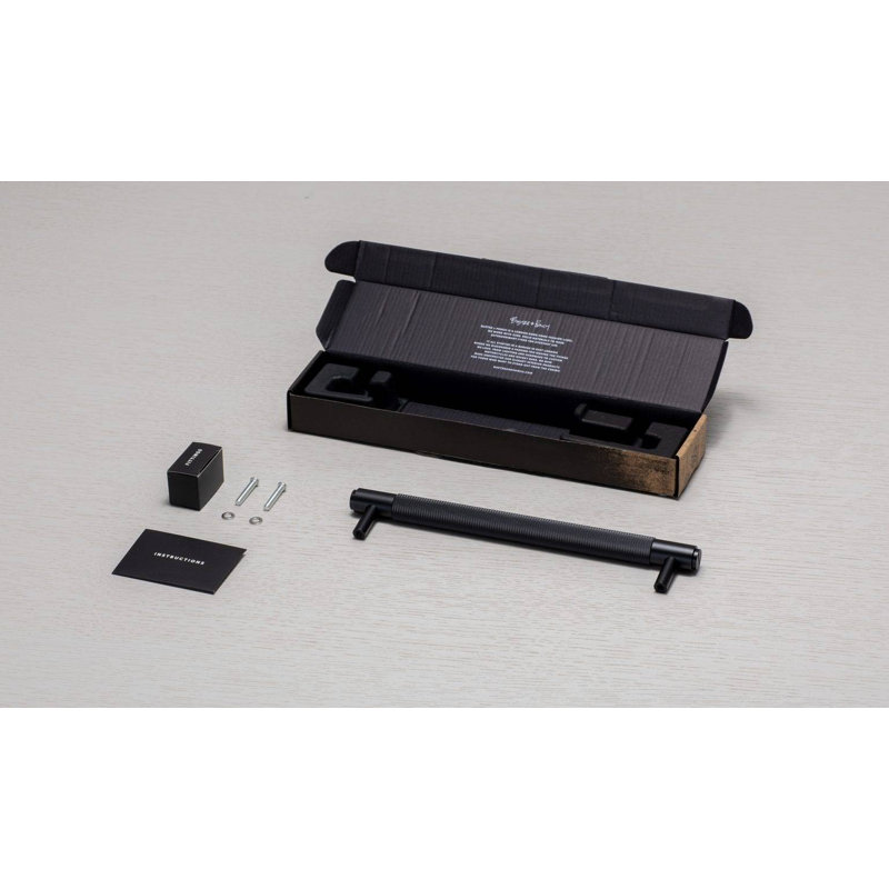 Pull Bar / Cross, Black, 8 43/50"