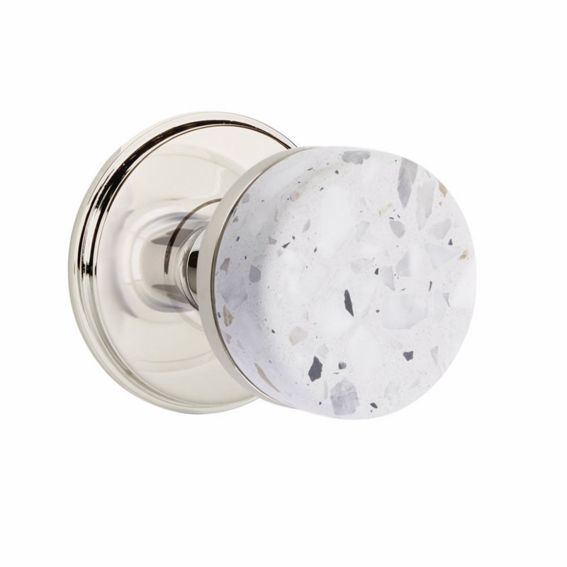 Ensemble de boutons de passage Emtek Select, rosette Watford, tige conique, bouton Terrazzo clair, CF, Nickel poli