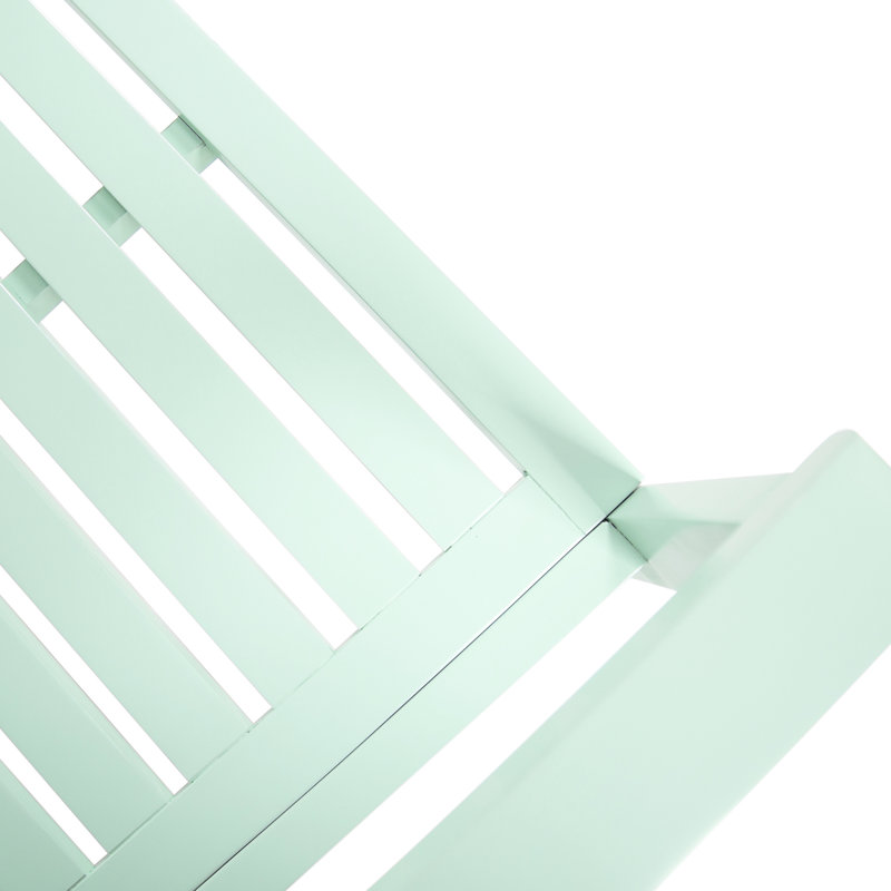 Banc en bois de couleur menthe pour une ambiance chaleureuse et accueillante intérieure et extérieure