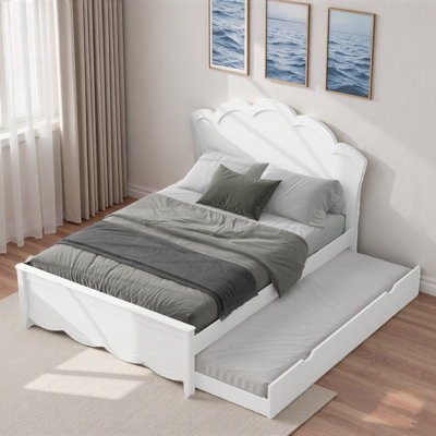 Lit plateforme en bois avec tête de lit et lit gigogne simple
