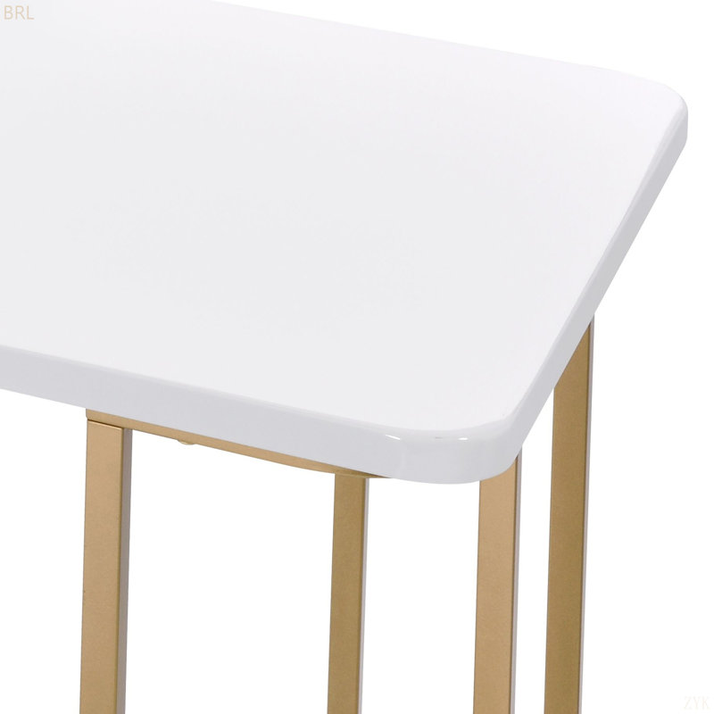 Bureau d'écriture blanc et doré