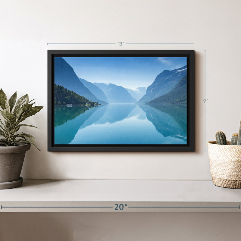 Nature «Lovatnet Lake View Canvas Print», H 9 po x l 13 po