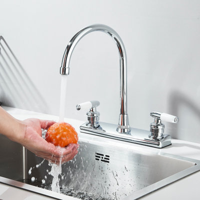 Robinet de lavabo de salle de bain à deux poignées en chrome poli avec bec haut arc Mosson