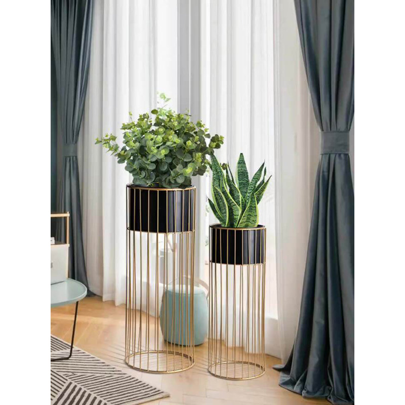 Jardinière Alte, H 20 po x l 9 po x P 9 po