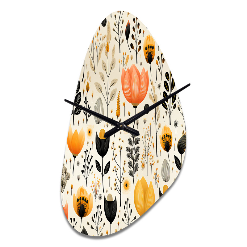 Motif floral beige et bohémien - horloges asymétriques en métal, forme unique, Grand